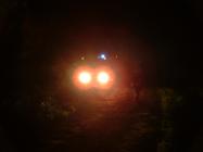 Die Dunkelheit macht das ganze nicht einfacher.