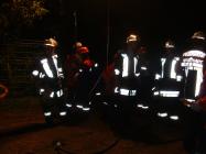 Hier waren 4 Feuerwehrfahrzeuge und ca. 25 Personen im Einsatz.