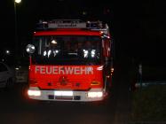 Der Gruppenf&uuml;hrer meldet &uuml;ber Funk: 'Florian 16-42-1 eingetroffen'