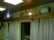 Lautsprecher, Leuchte und Scheinwerfer